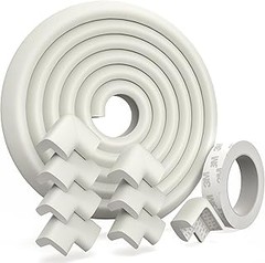 Comparativa: protectores de esquinas de espuma vs. silicona para bebés